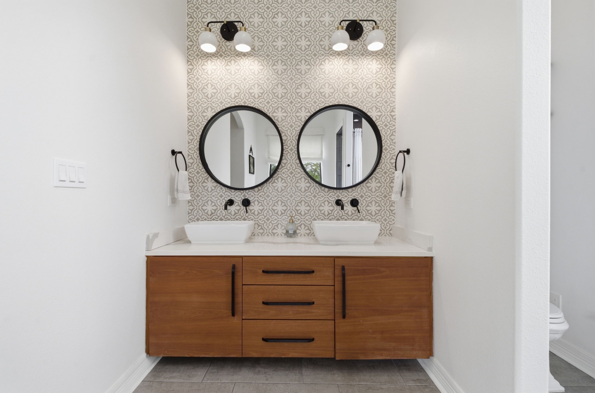 8701 County Road 135