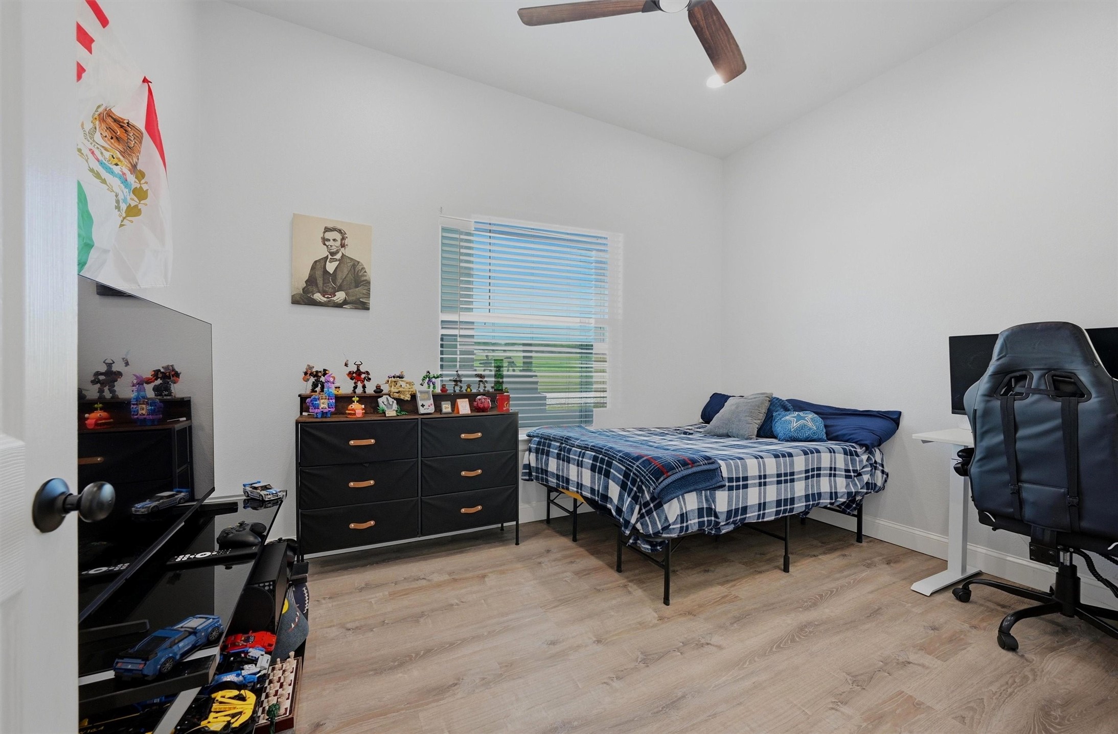 210 County Road 2184