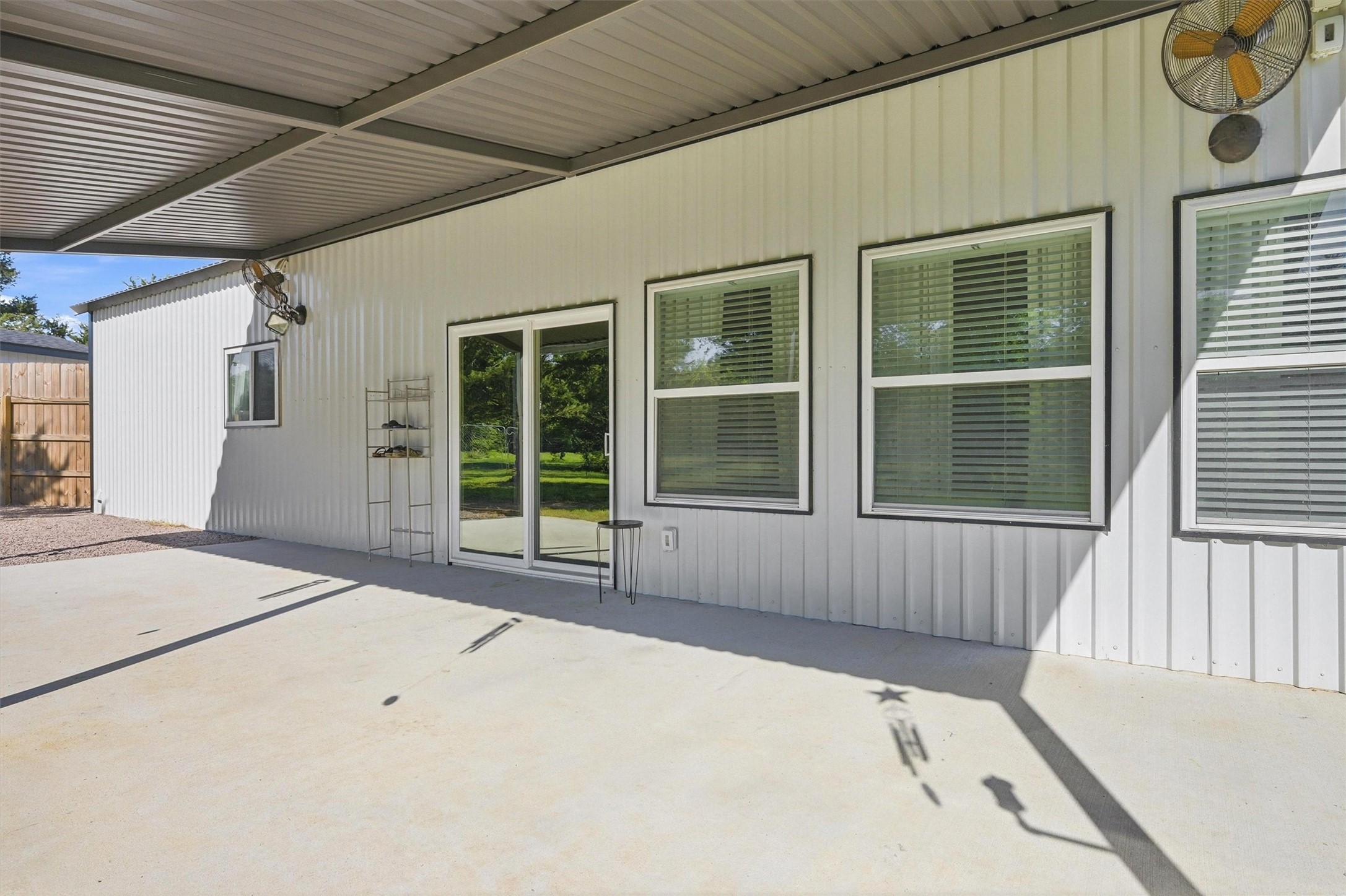 210 County Road 2184