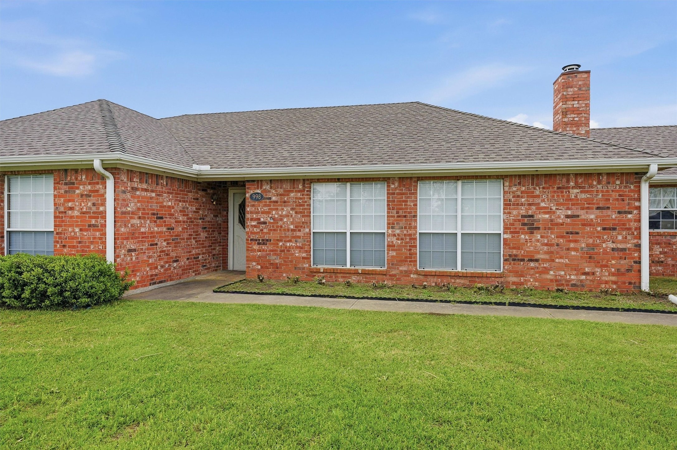 998 Bledsoe Road