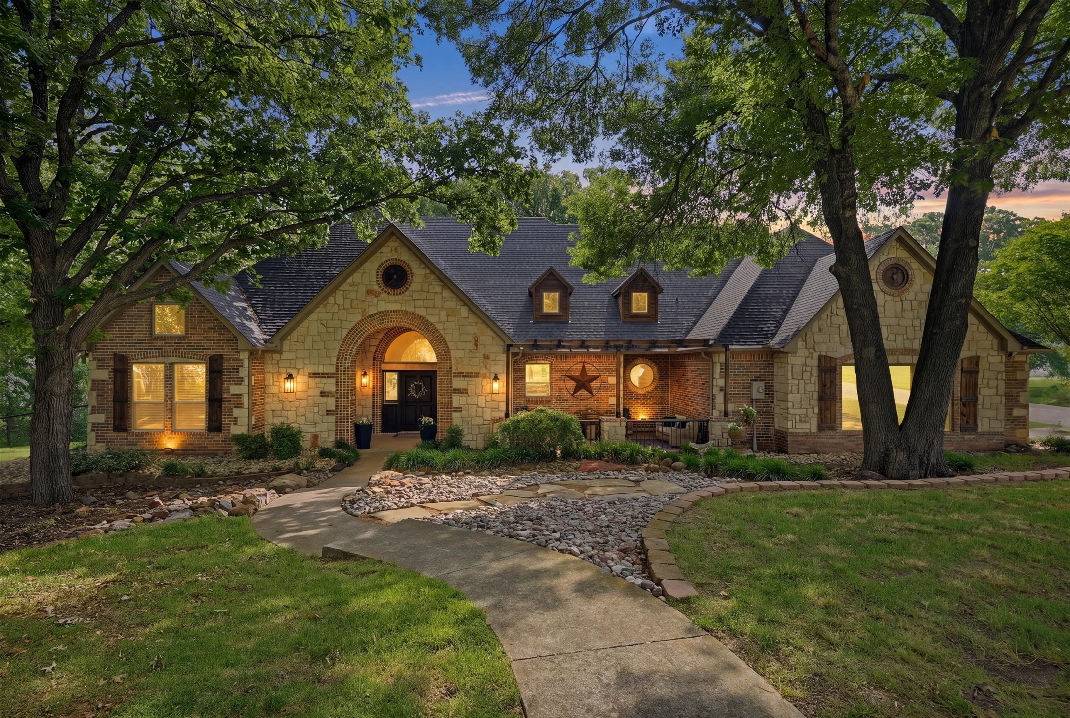 31 Forest Hills Circle