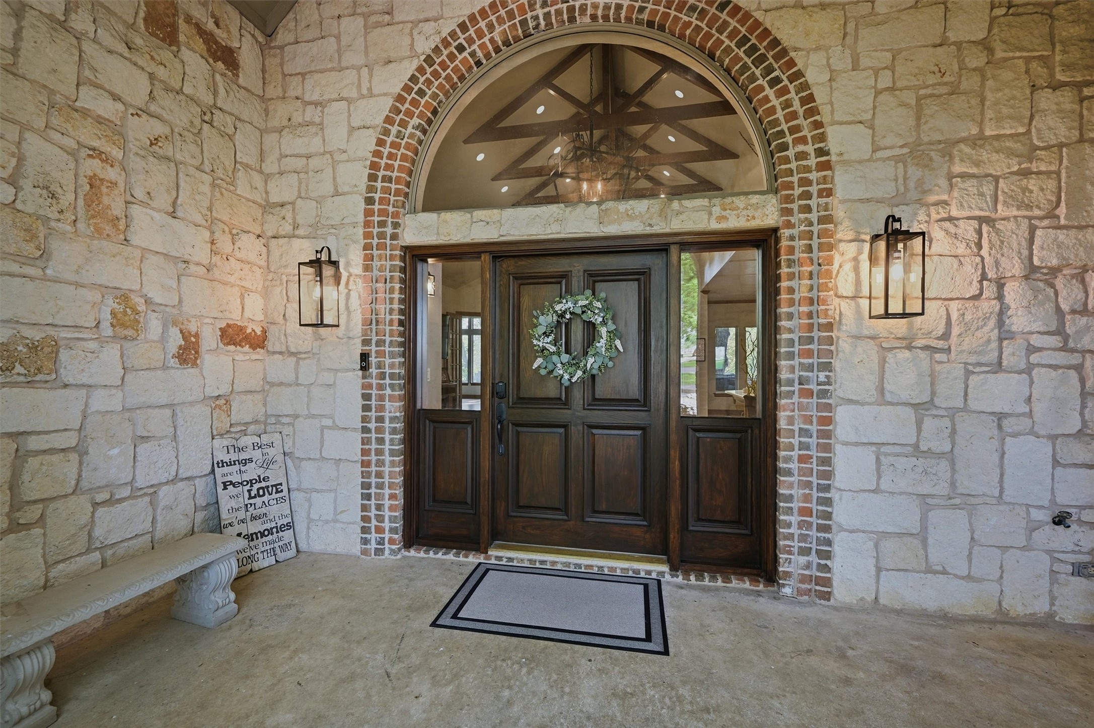 31 Forest Hills Circle
