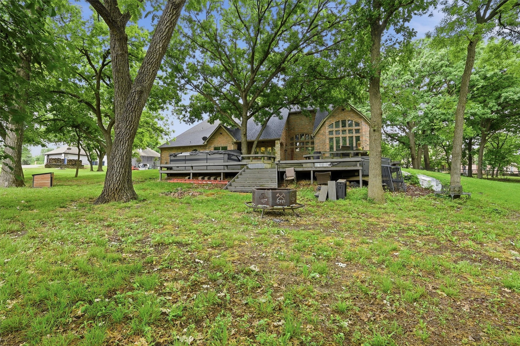 31 Forest Hills Circle