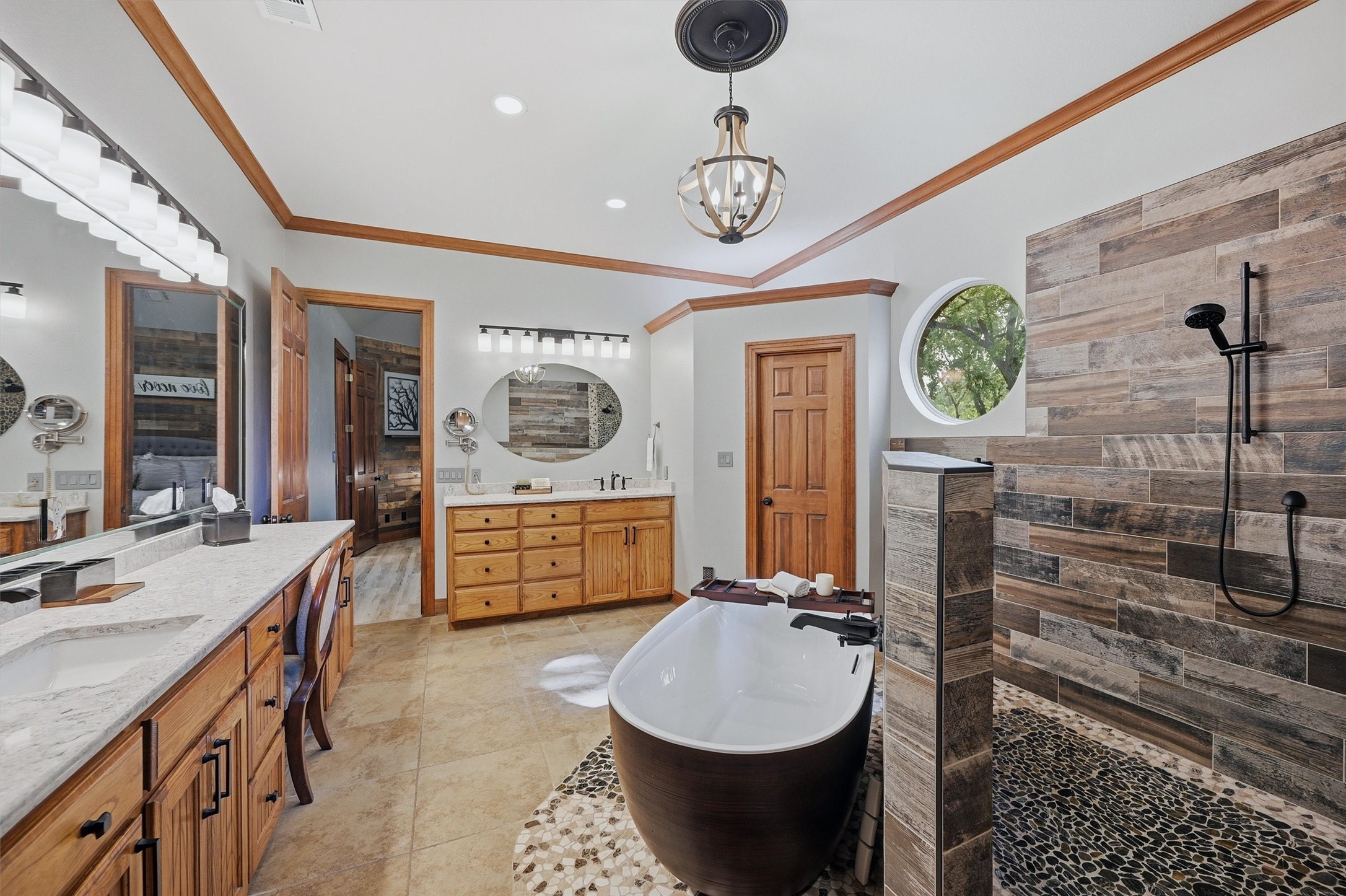 31 Forest Hills Circle