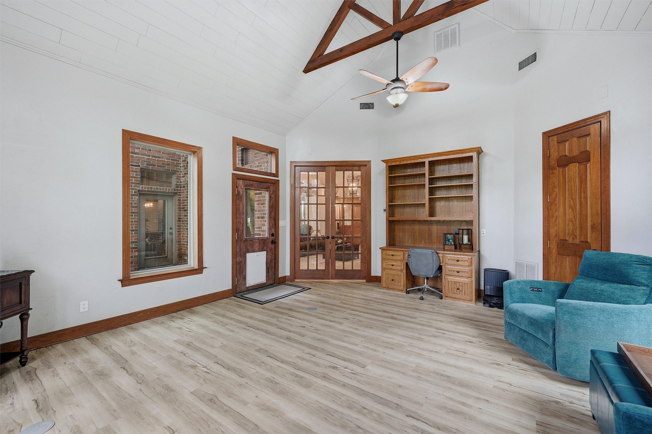 31 Forest Hills Circle