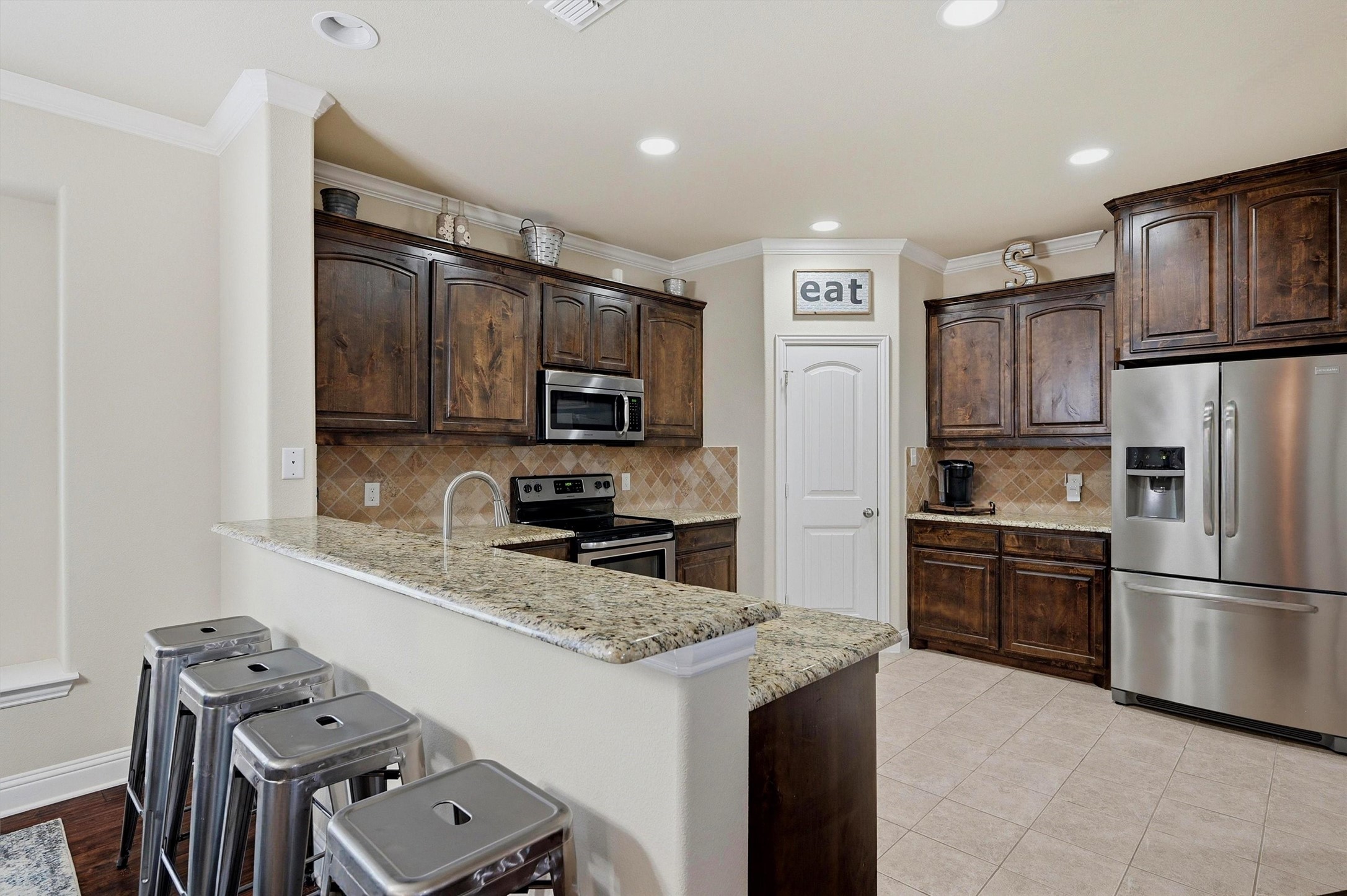 714 Mary Lee Lane