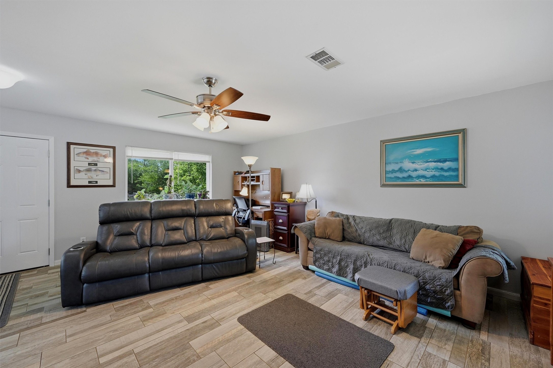 111 E Pecan Street