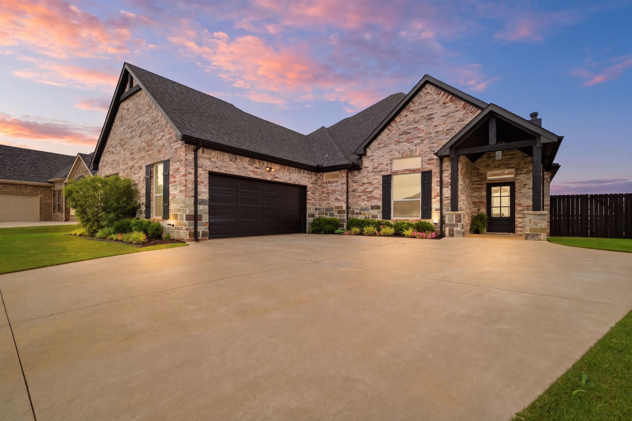 148 Lakeview Circle
