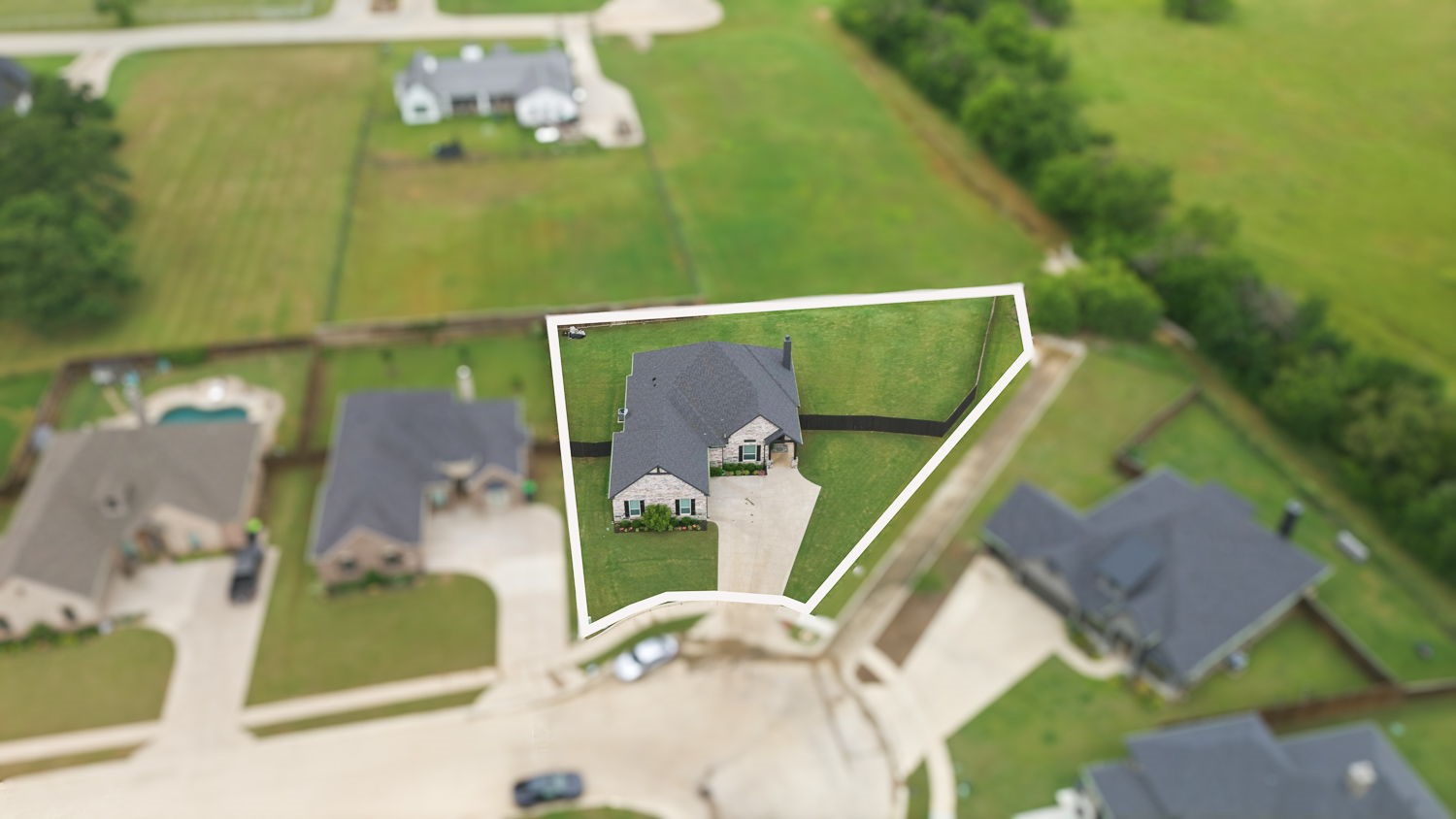 148 Lakeview Circle