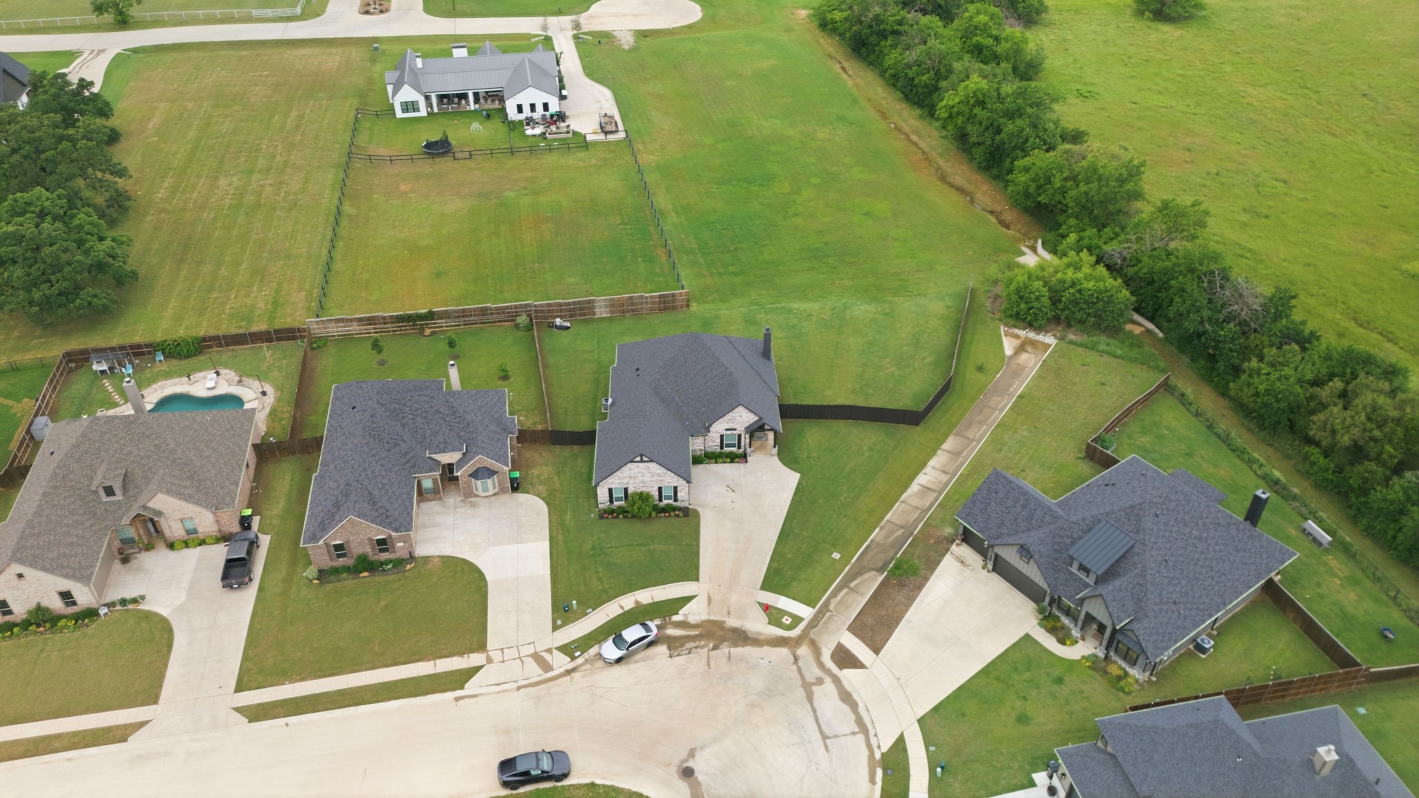 148 Lakeview Circle