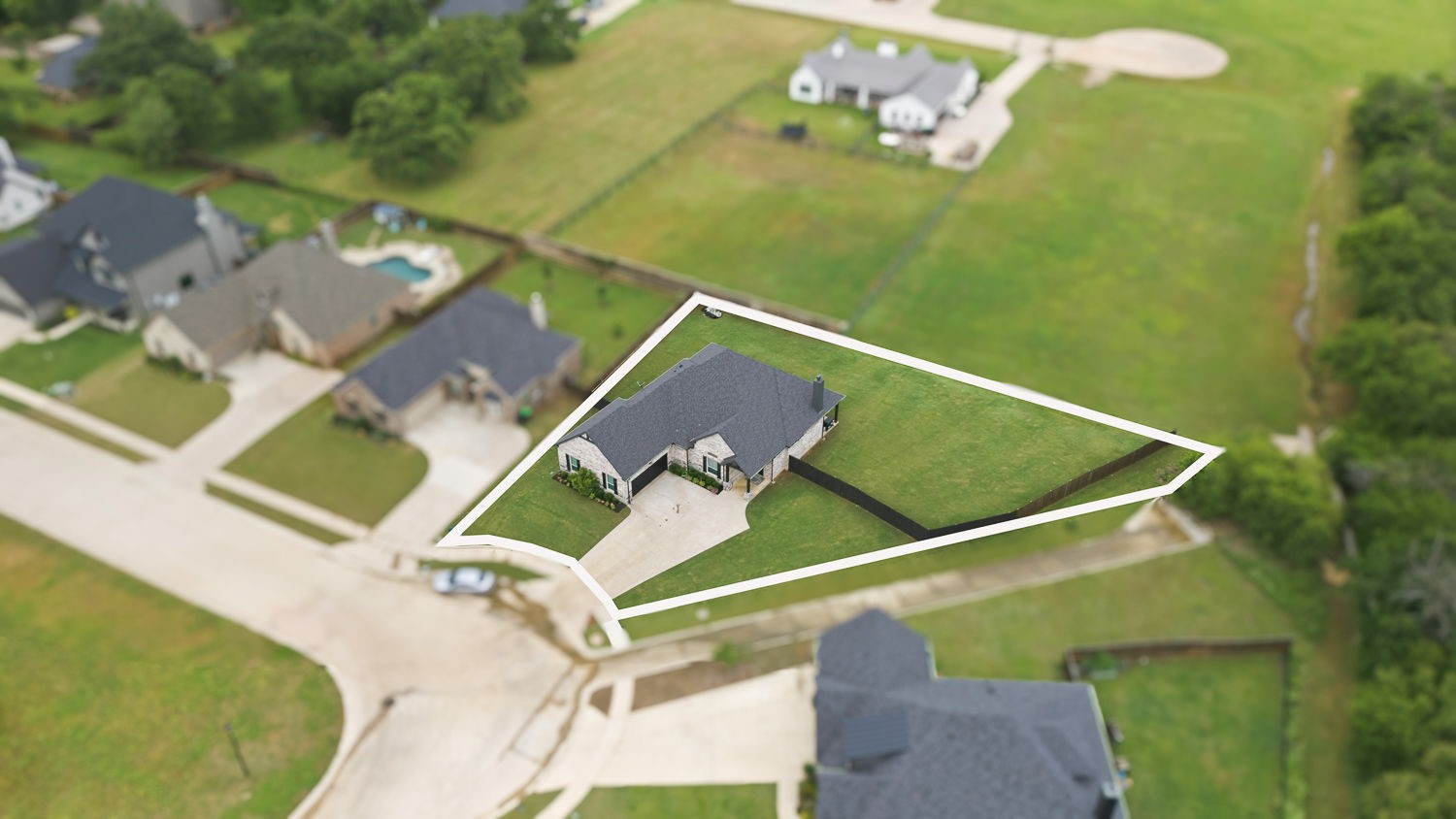 148 Lakeview Circle