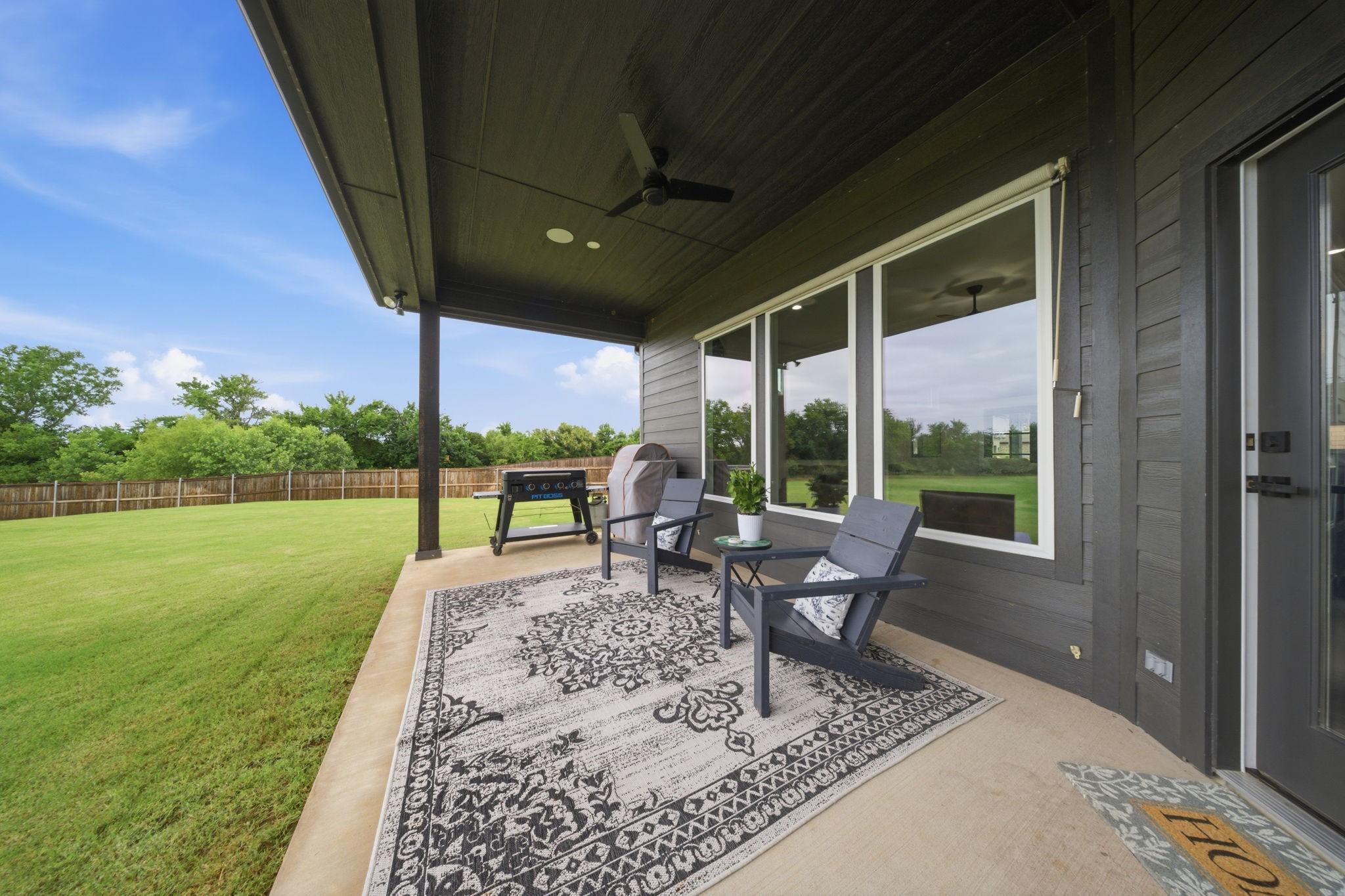 148 Lakeview Circle