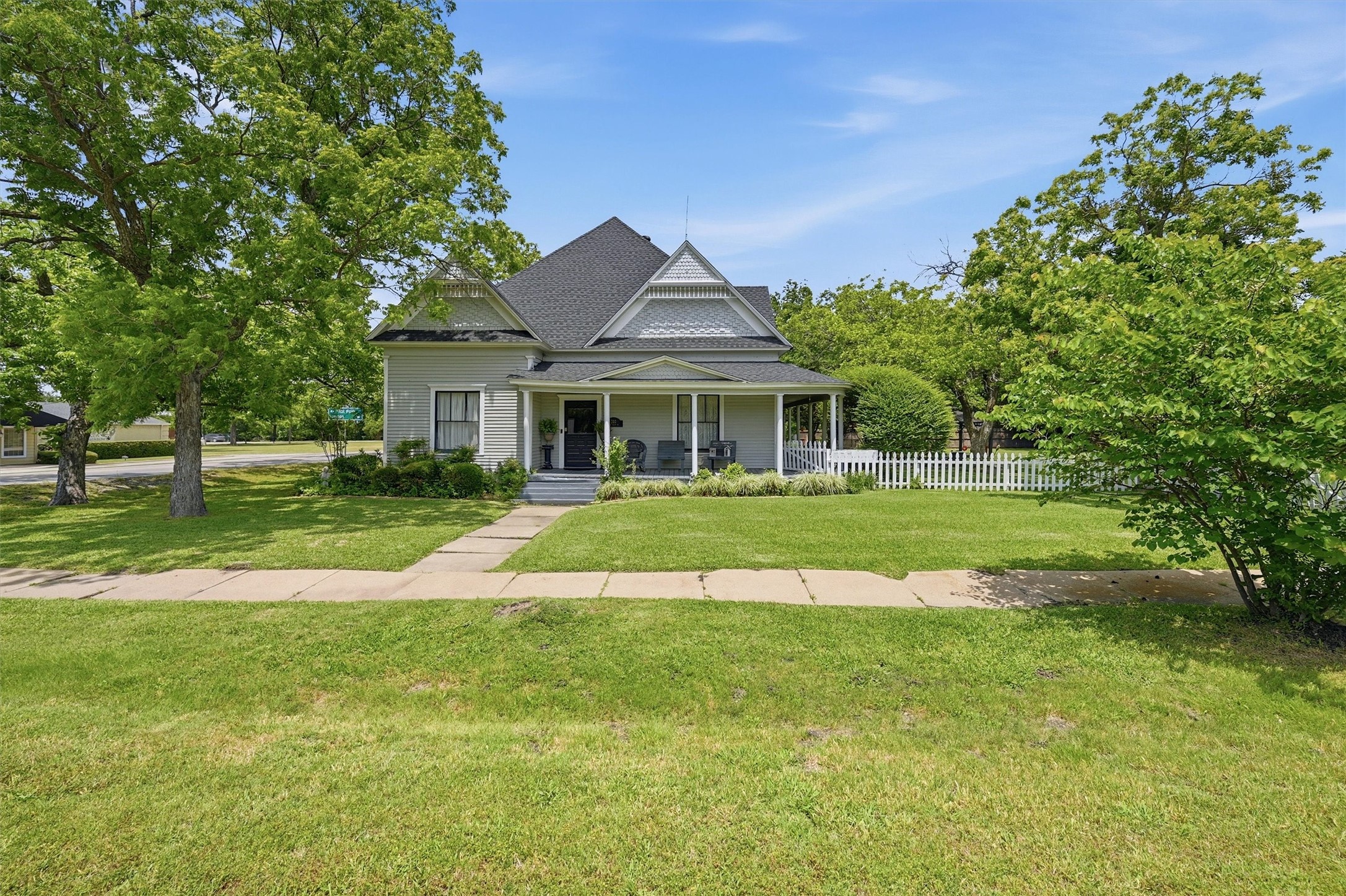 202 E Main st Street