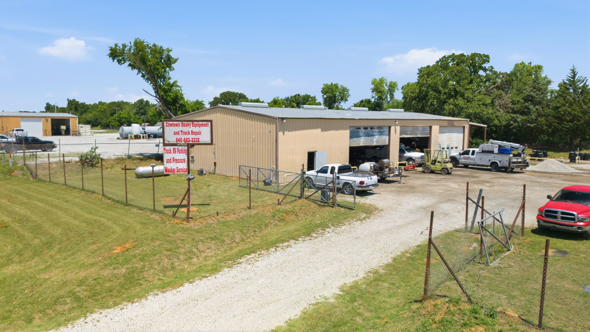315 Highway 114