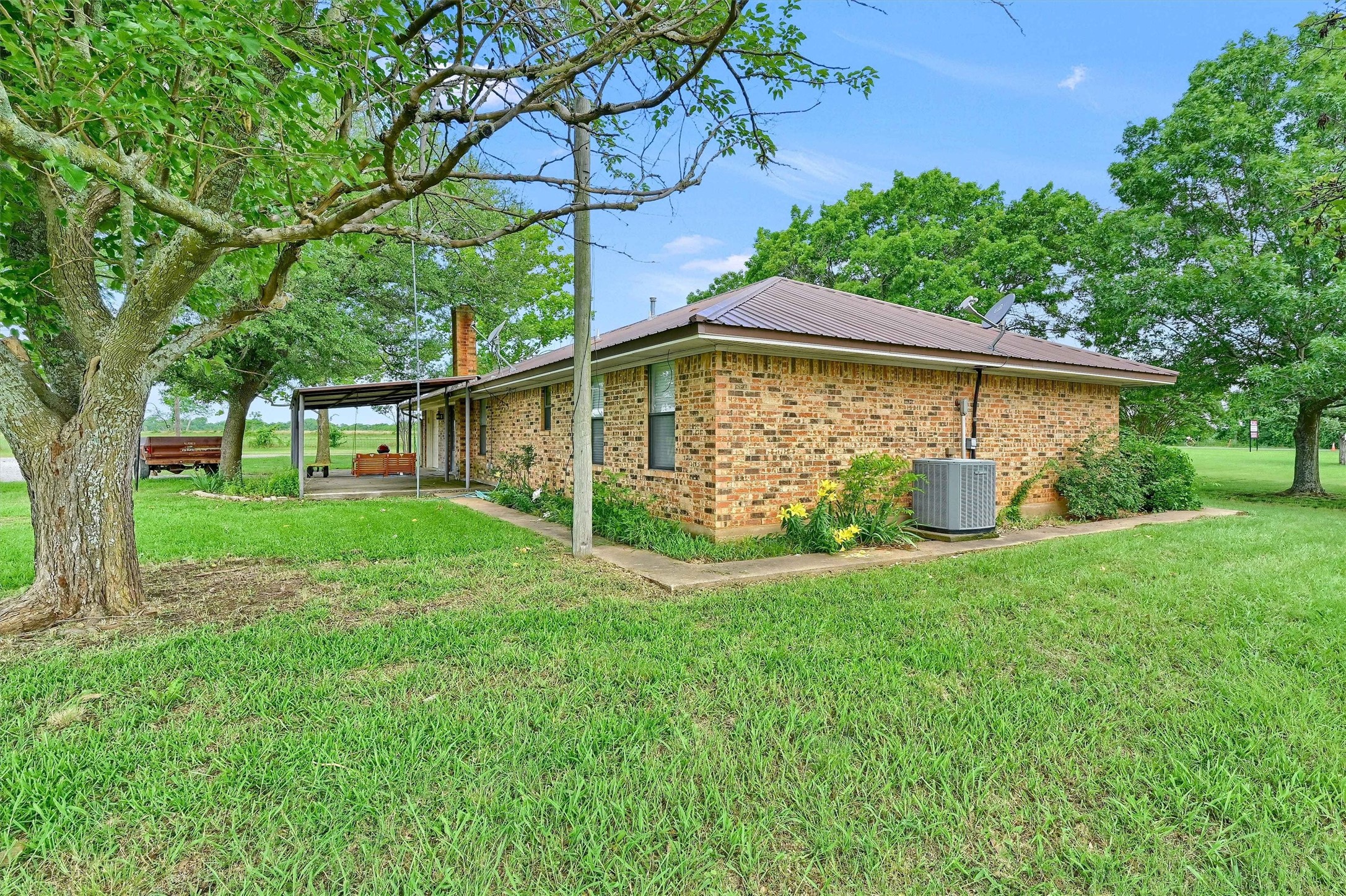 1730 Mackey Road