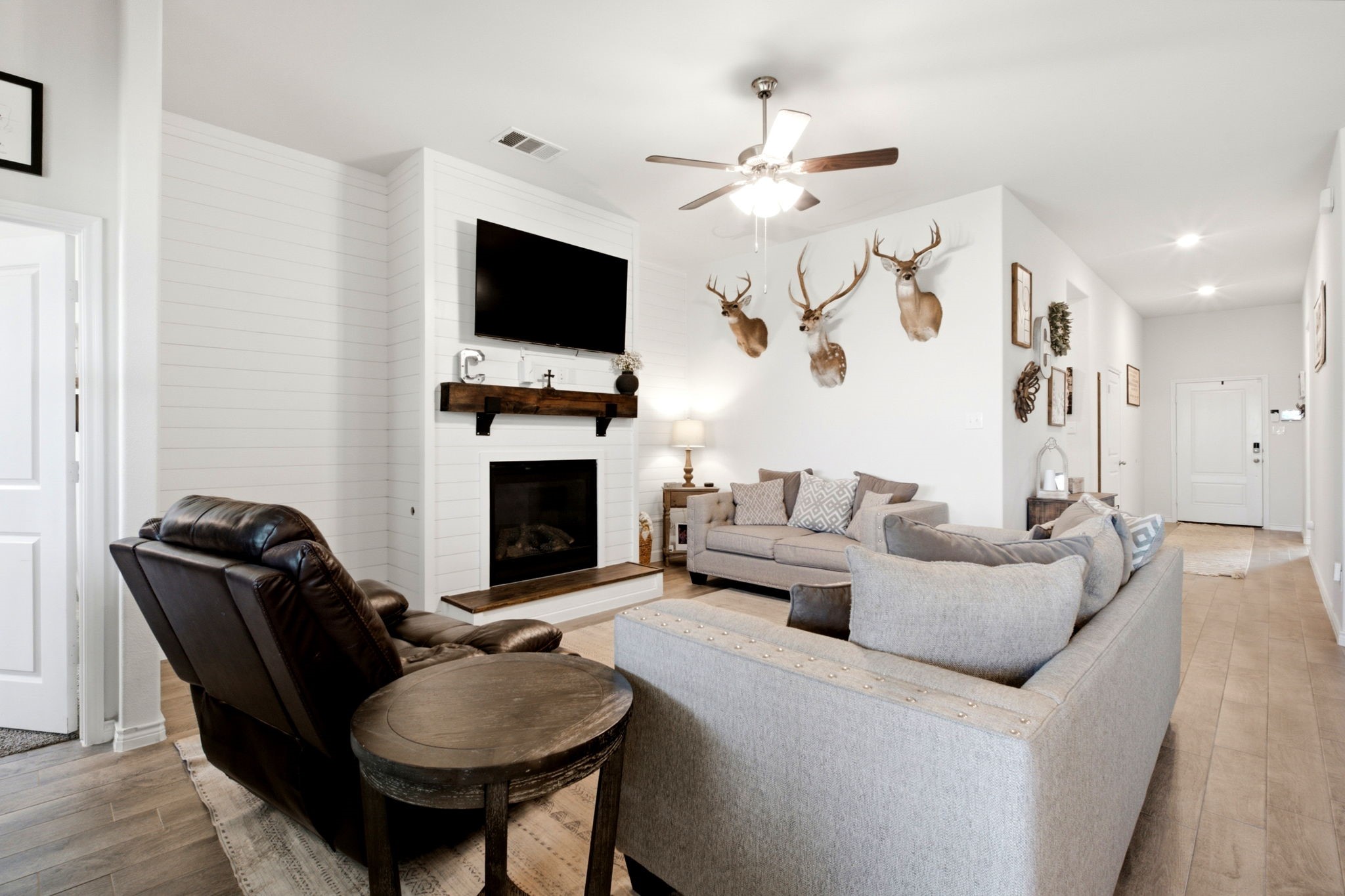 3223 Hunters Glen Drive