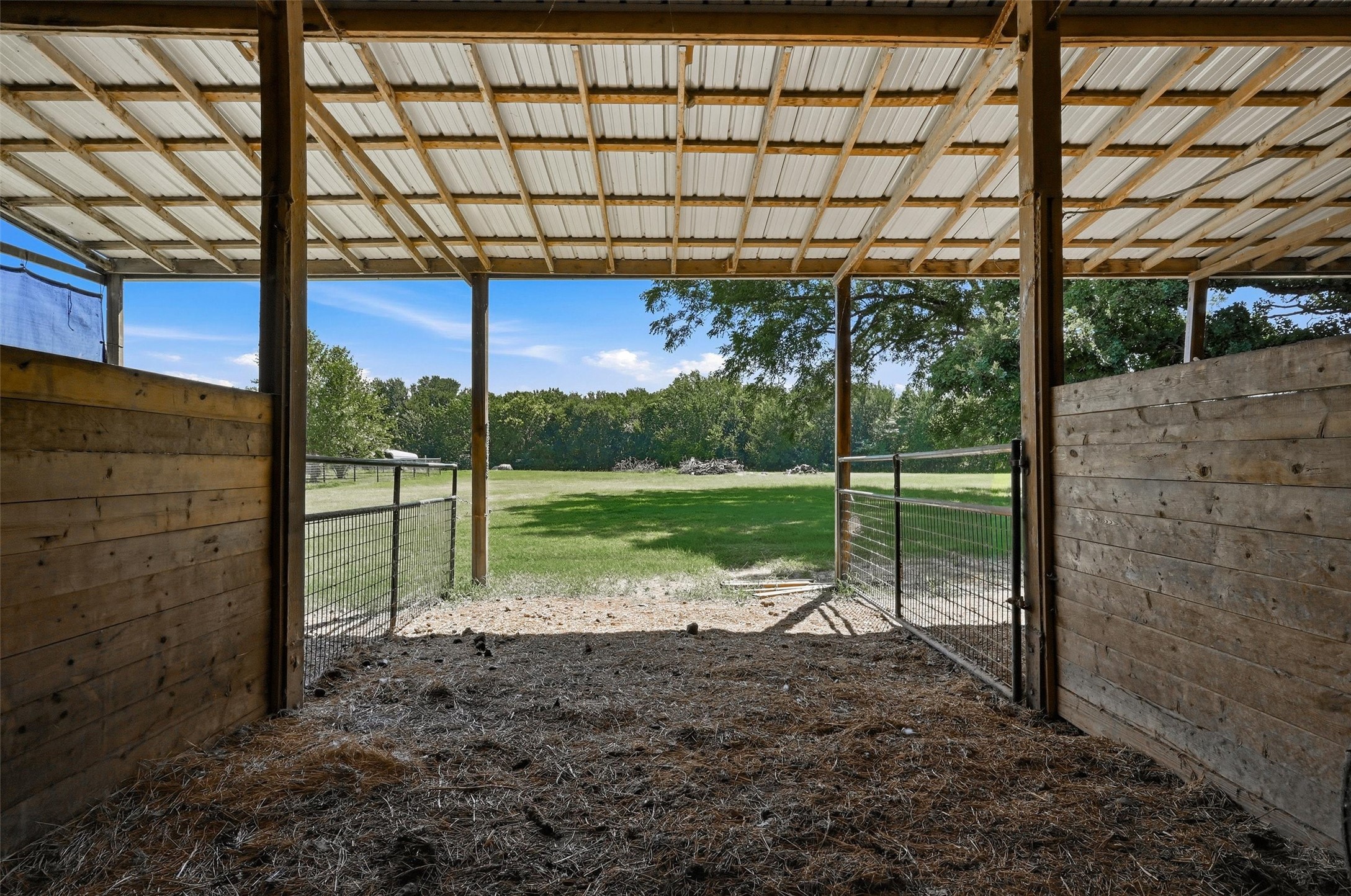 1226 County Road 243