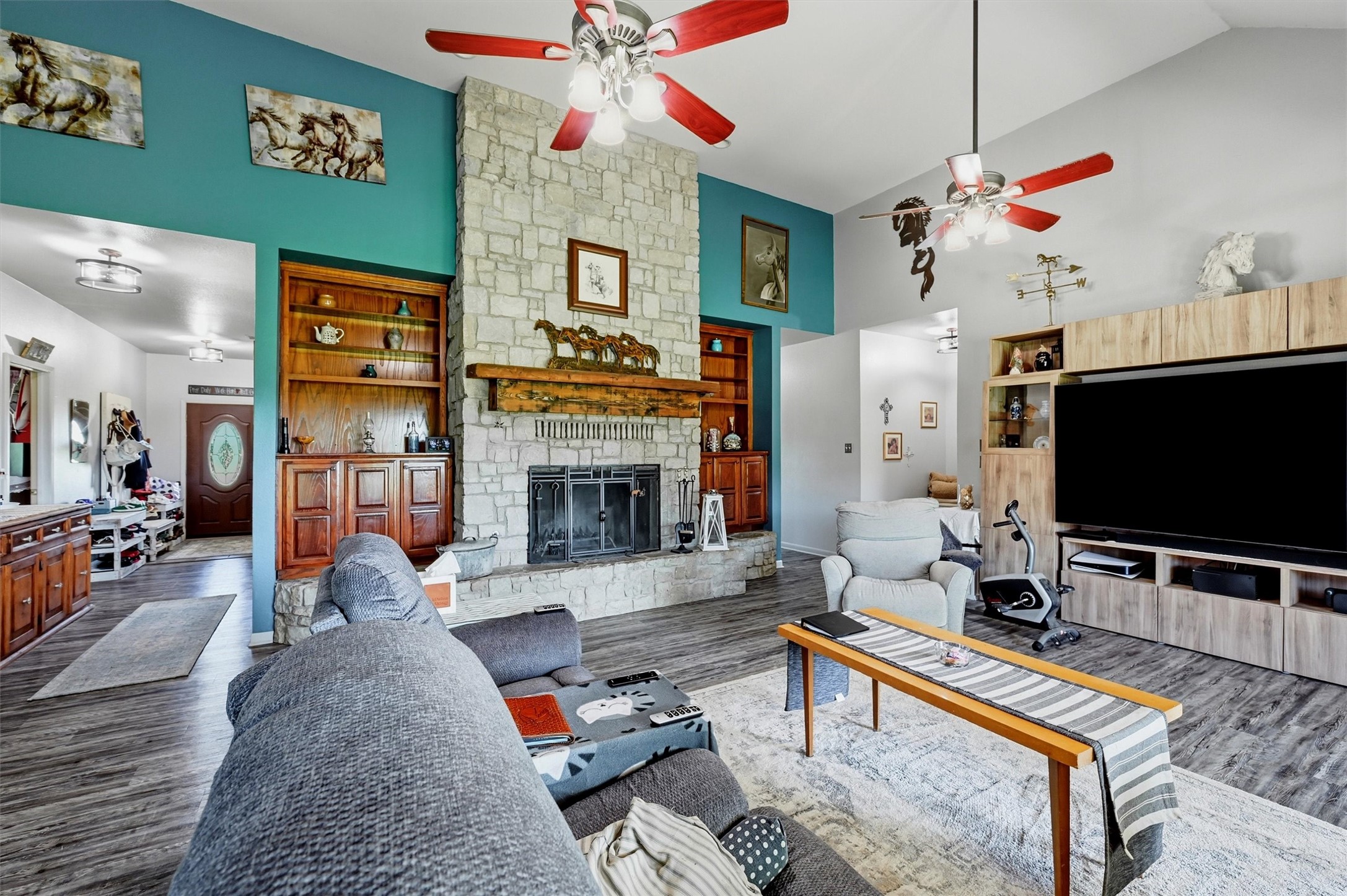 1226 County Road 243