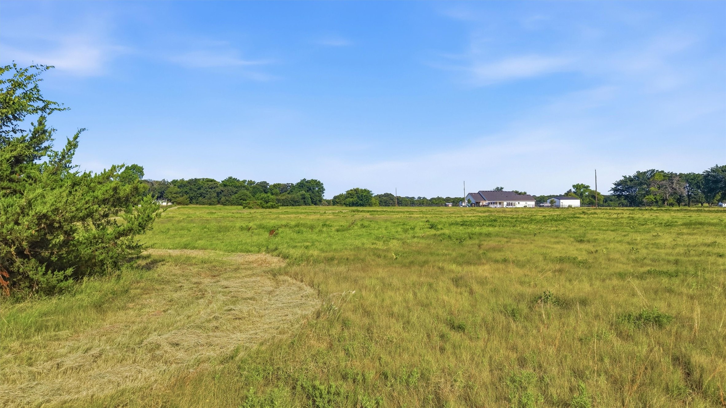1614 W Line Road