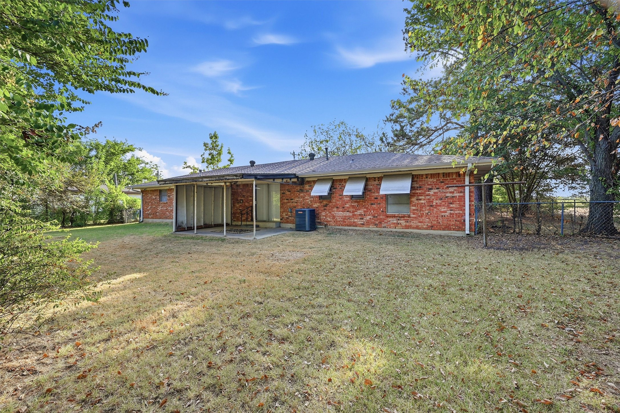 1017 Highway 377 N
