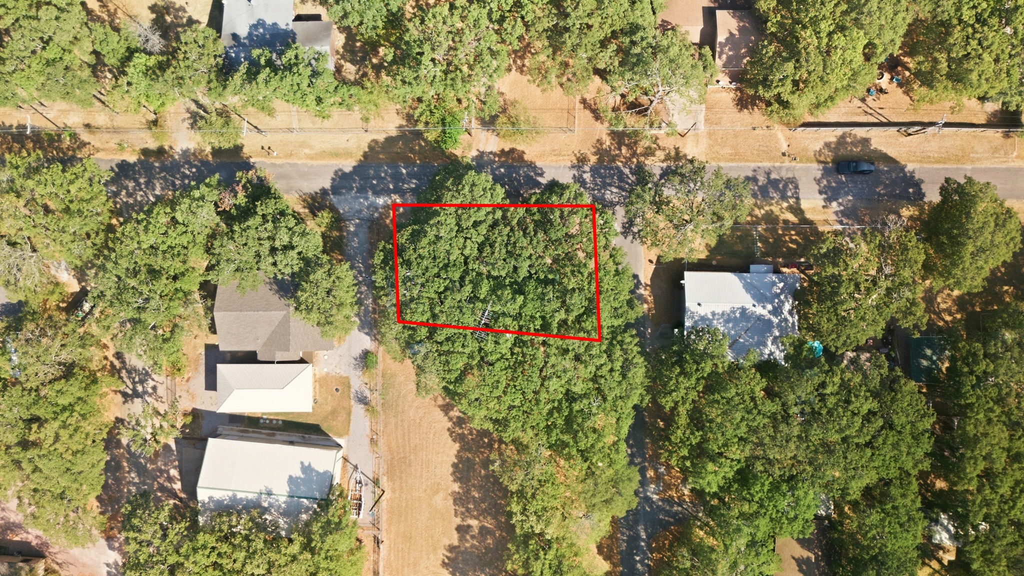 2225 Hillcrest Circle