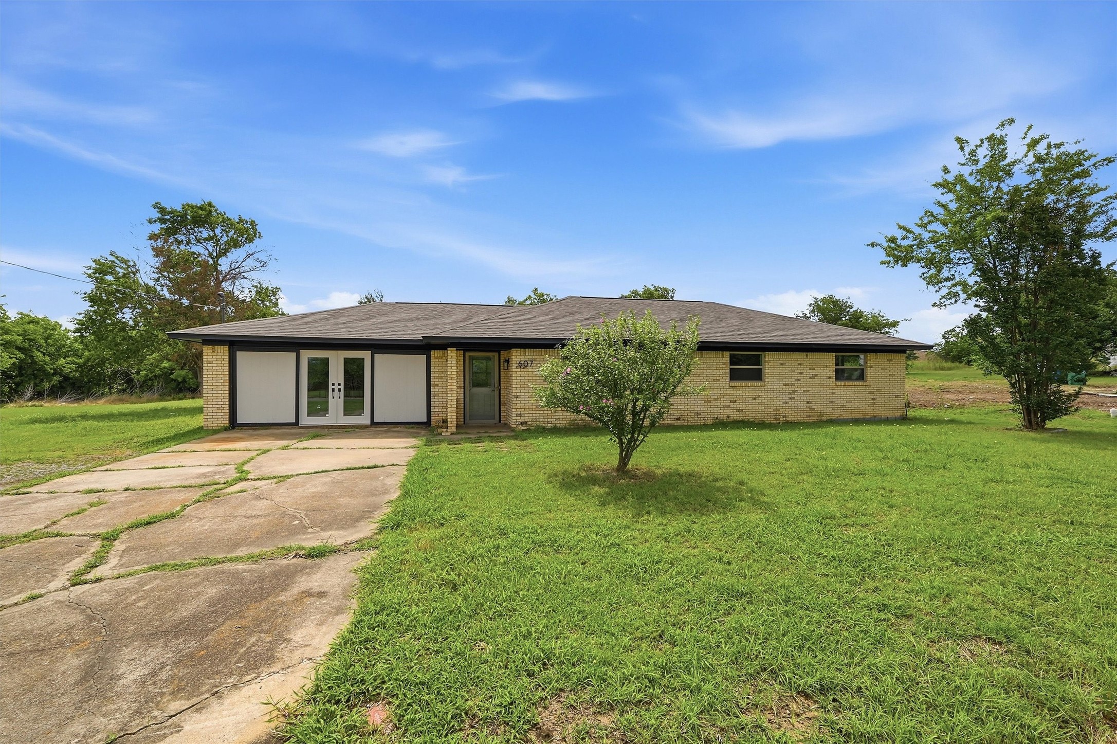 607 N Louisiana Drive