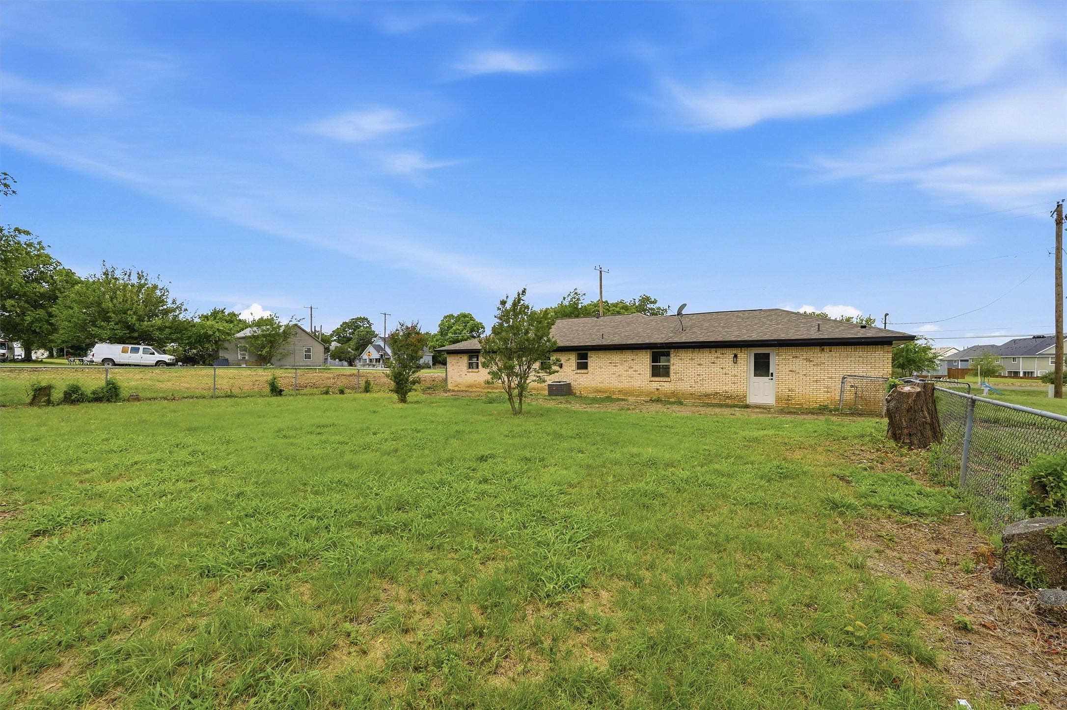 607 N Louisiana Drive