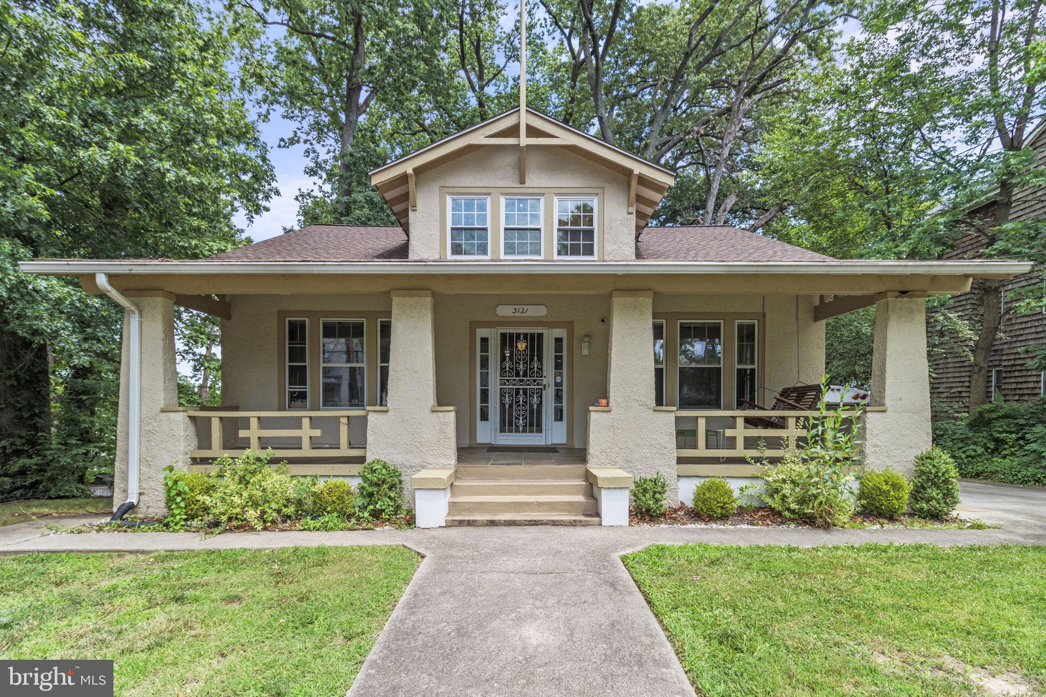 3121 CENTRAL AVENUE NE