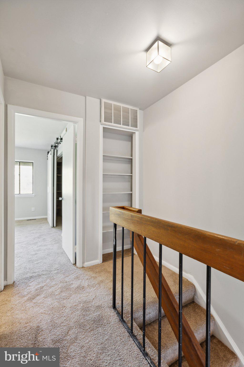 3115 HAWTHORNE DRIVE NE 3115