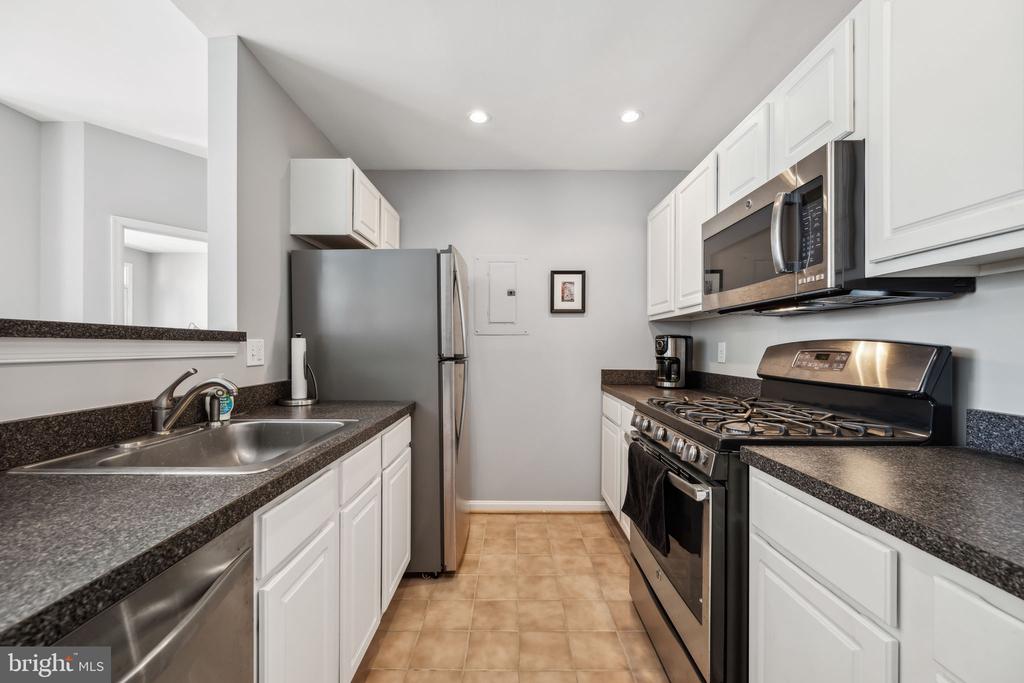 2004 11TH STREET NW 334