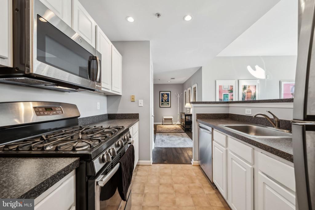 2004 11TH STREET NW 334