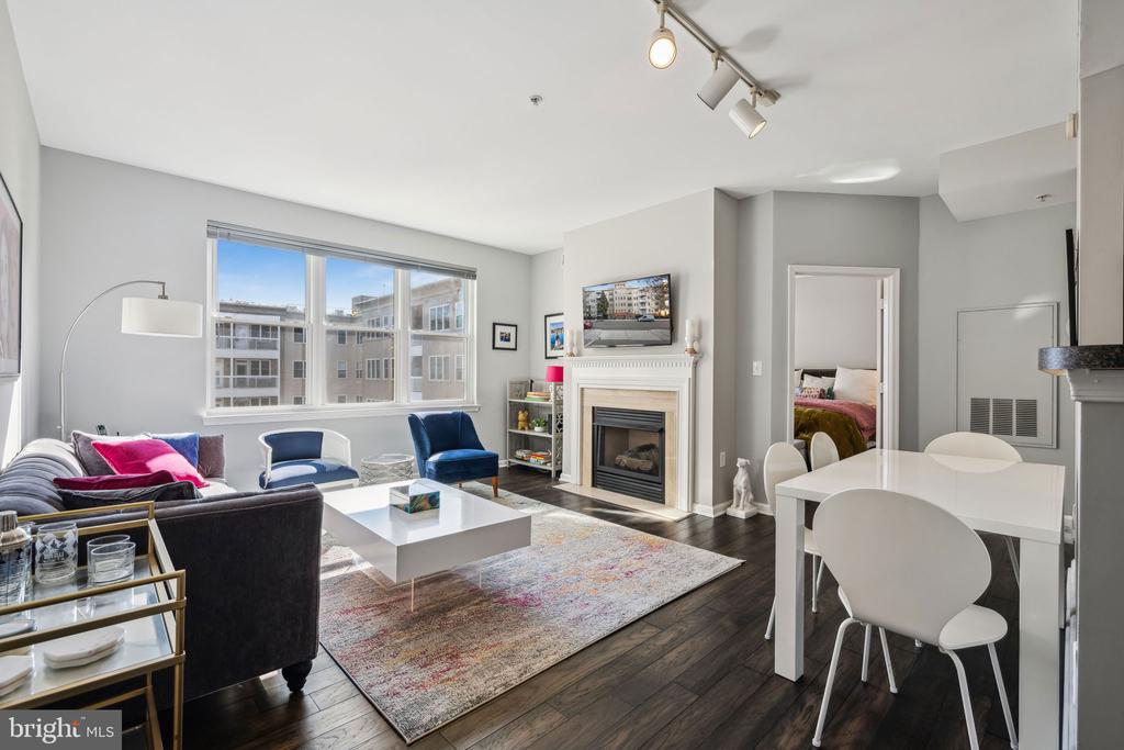 2004 11TH STREET NW 334
