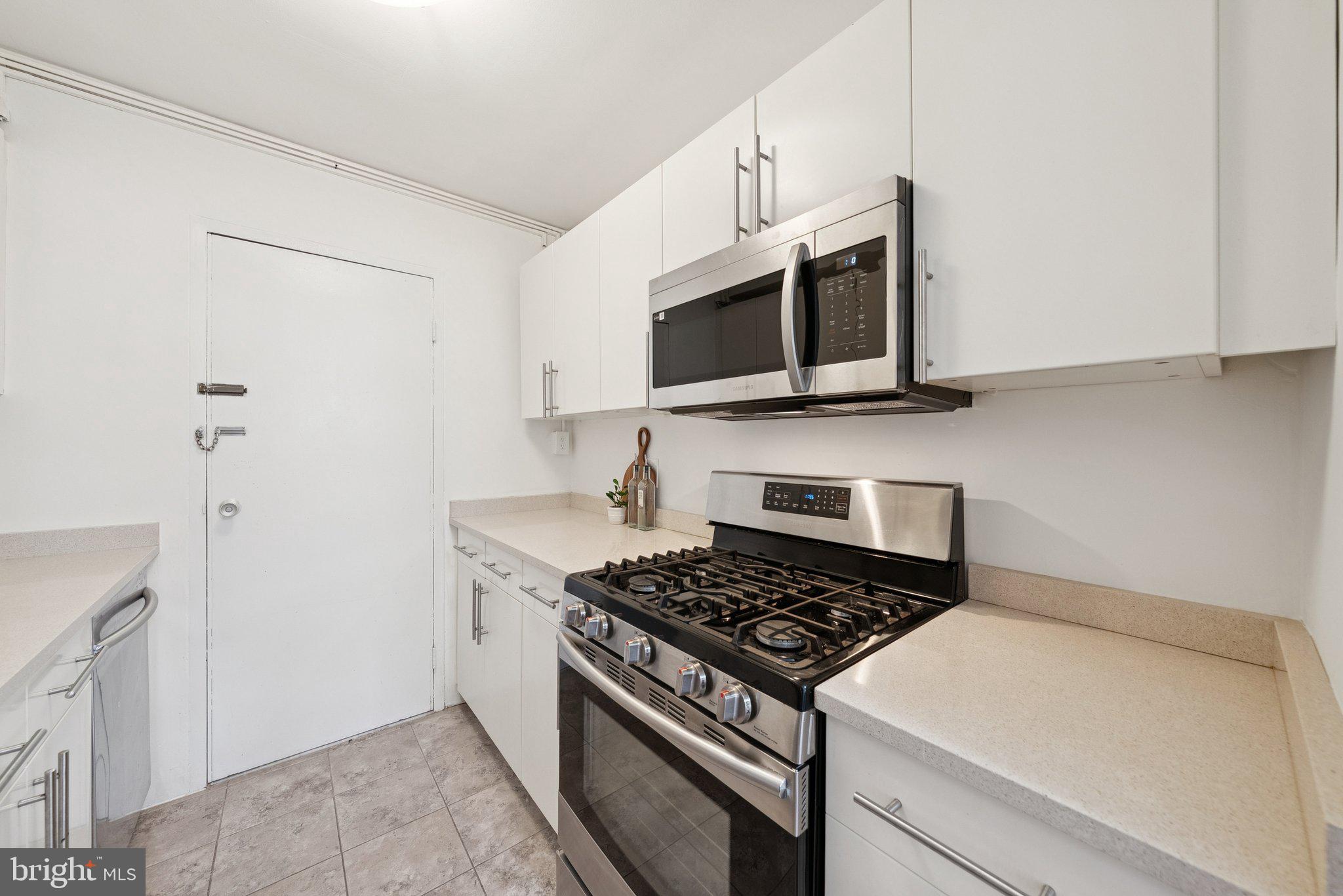 5406 CONNECTICUT AVENUE NW 501