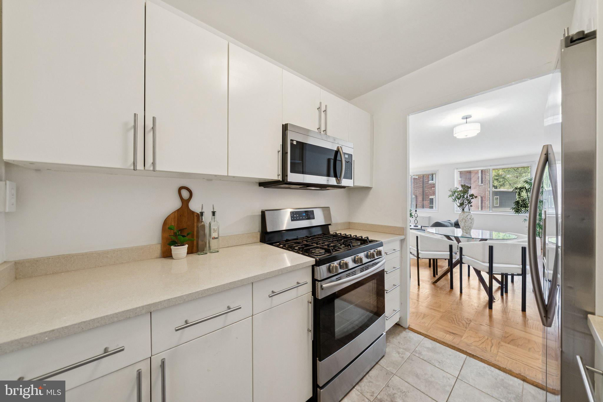 5406 CONNECTICUT AVENUE NW 501