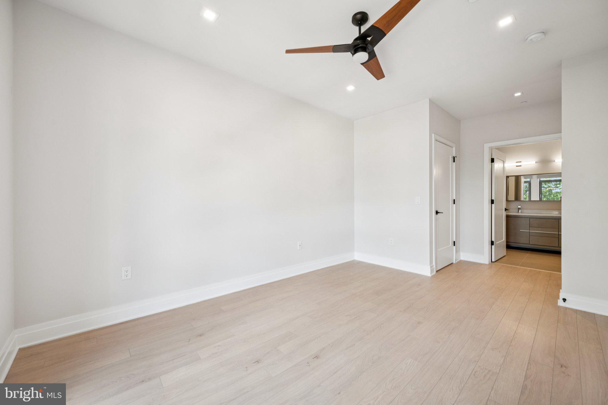 900 11TH STREET SE 309