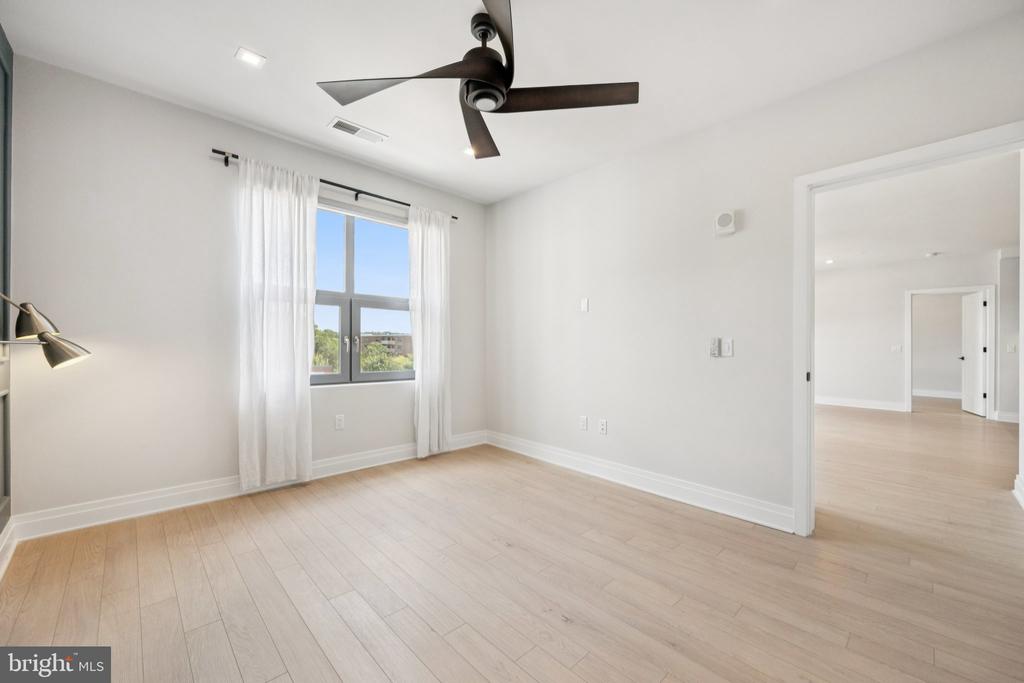900 11TH STREET SE 309