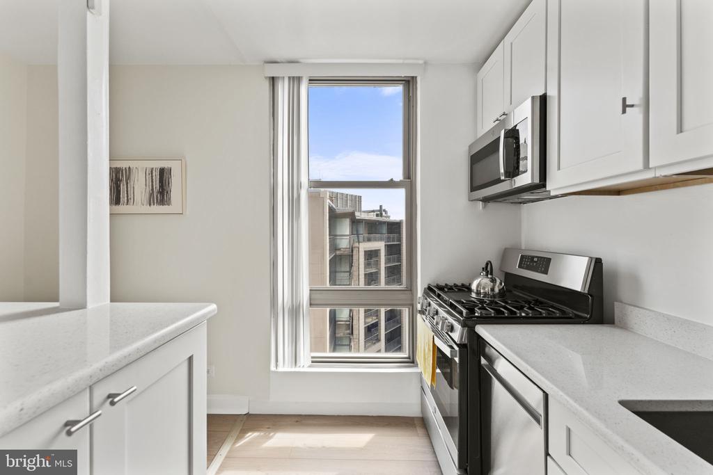 1260 21ST STREET NW 1005
