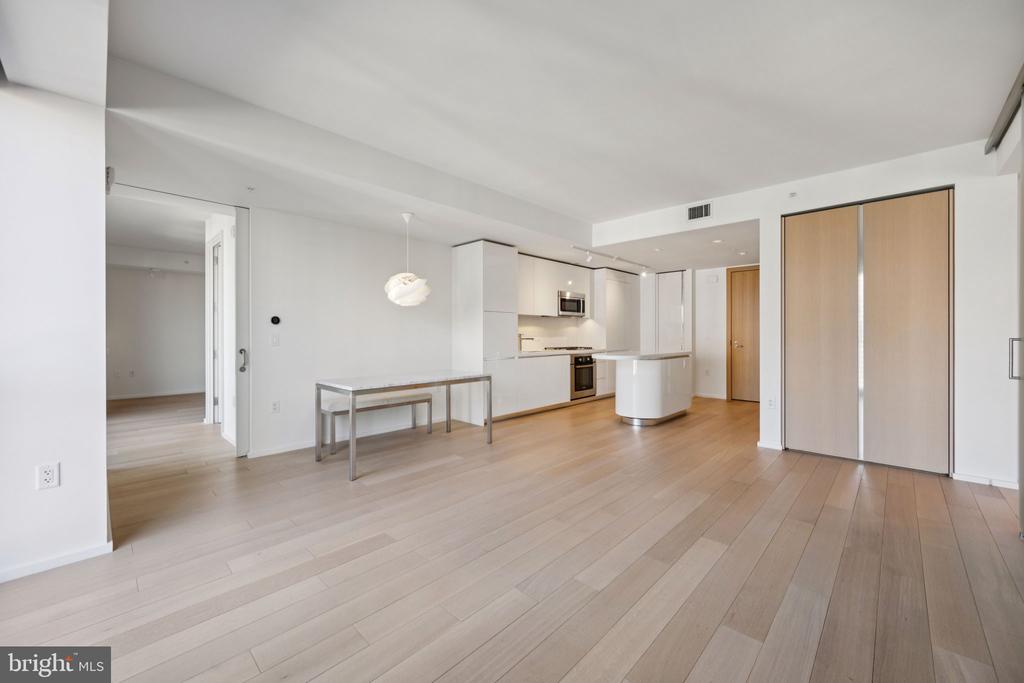 925 H STREET NW 903