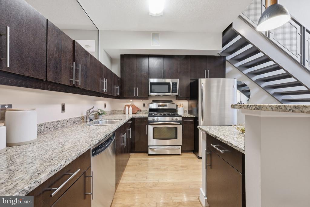 1390 KENYON STREET NW 325