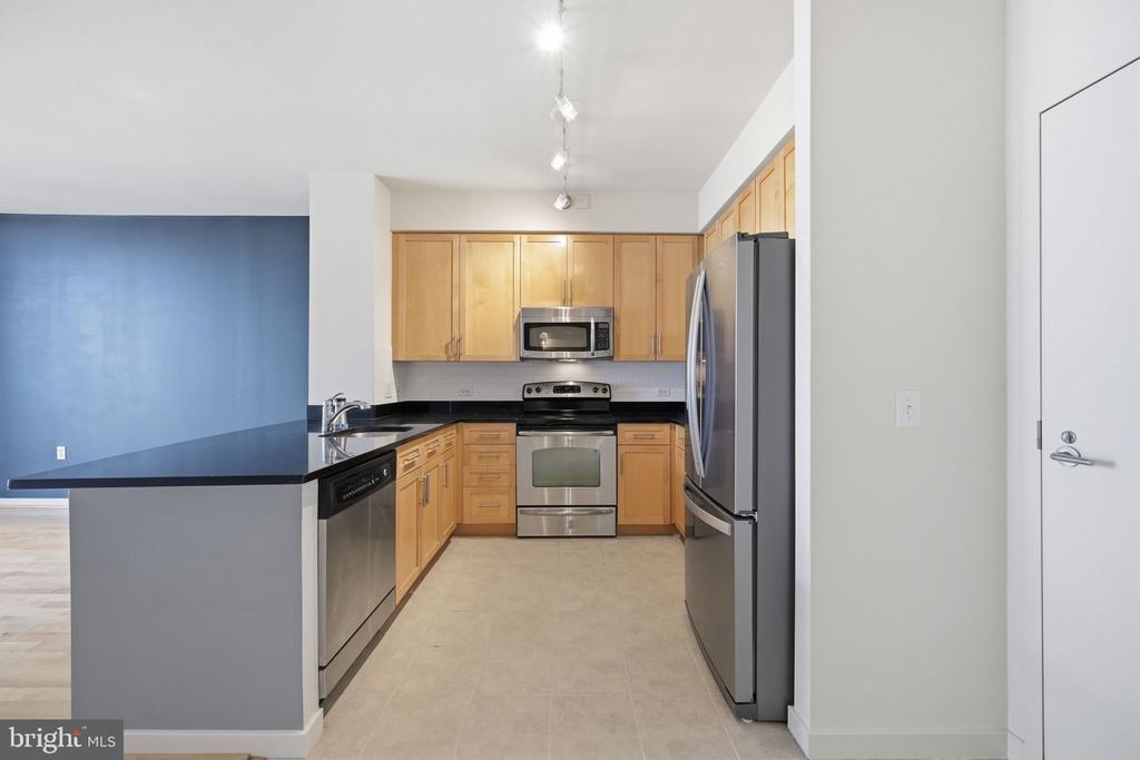 437 NEW YORK AVENUE NW 1005