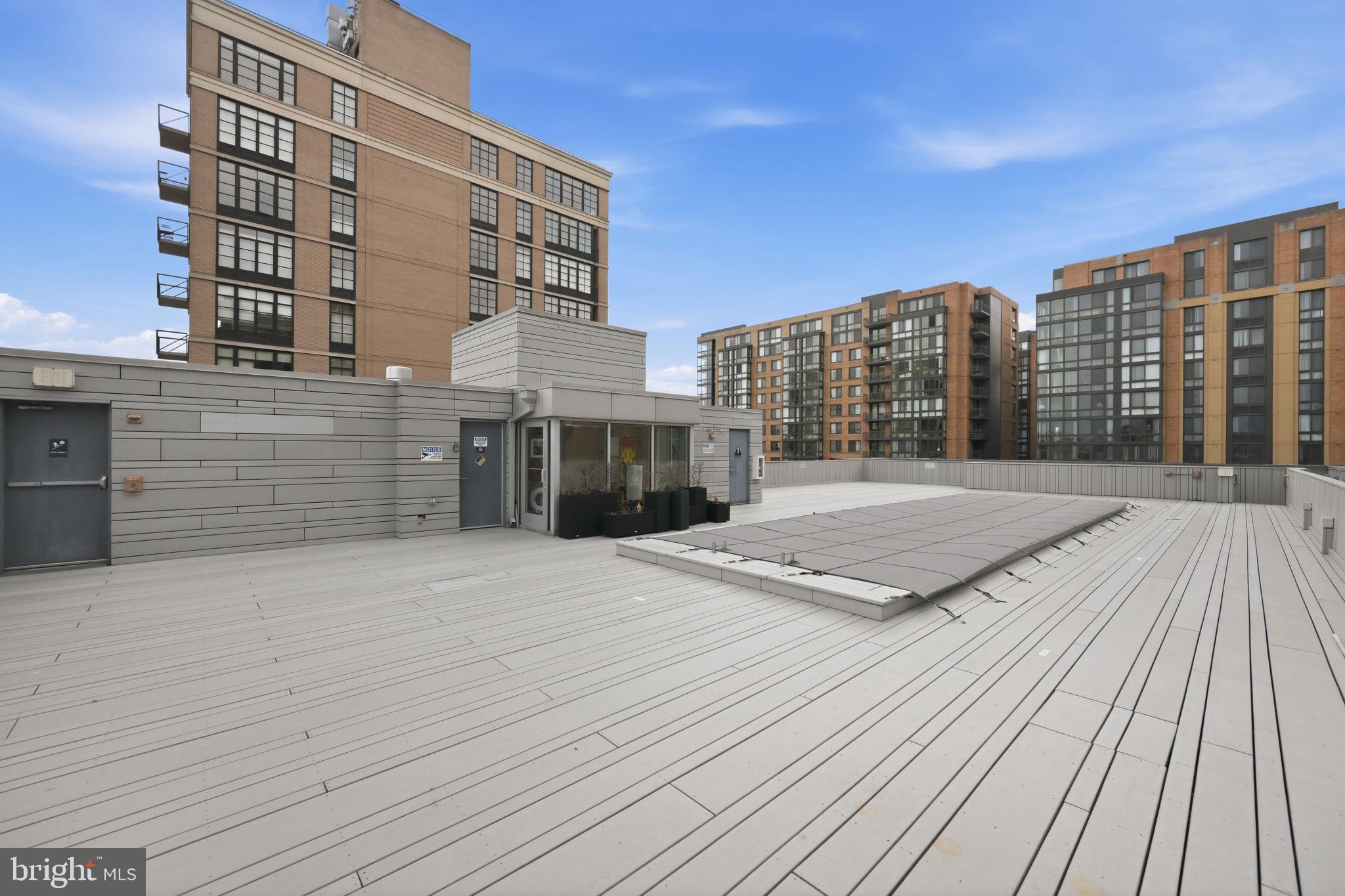 437 NEW YORK AVENUE NW 1005