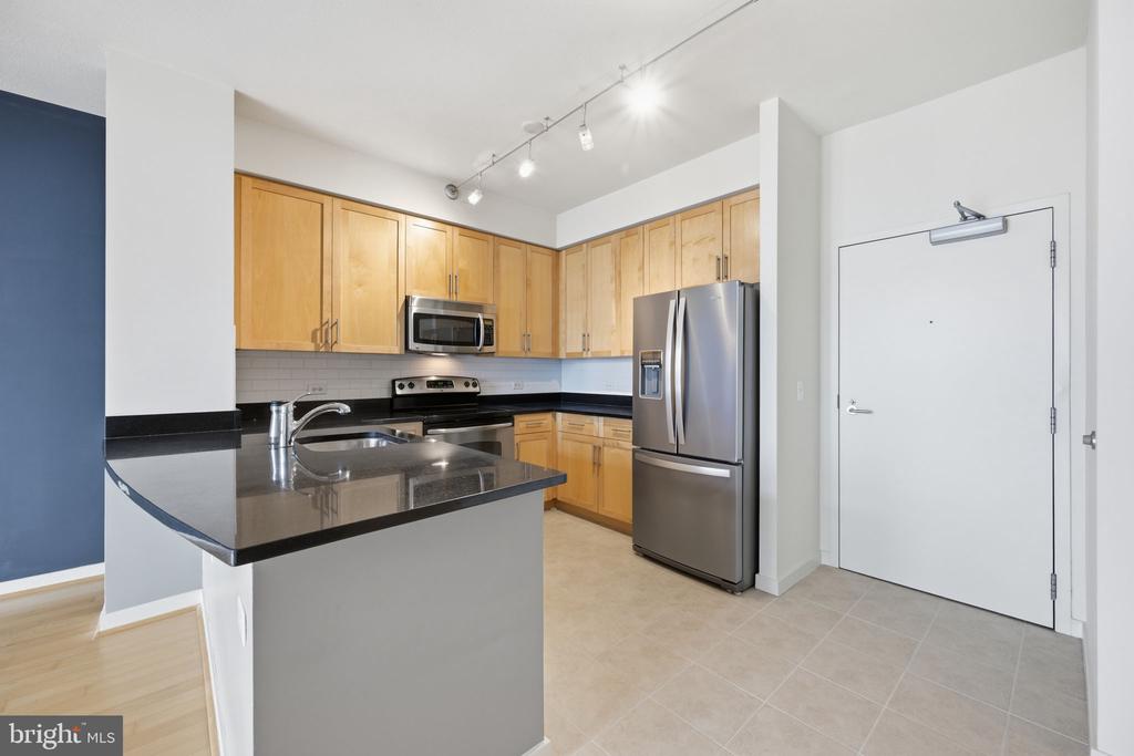 437 NEW YORK AVENUE NW 1005