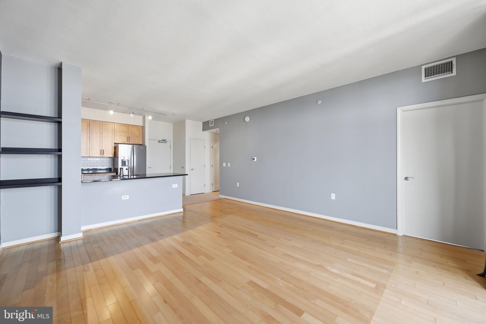 437 NEW YORK AVENUE NW 1005