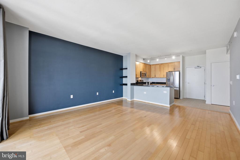 437 NEW YORK AVENUE NW 1005