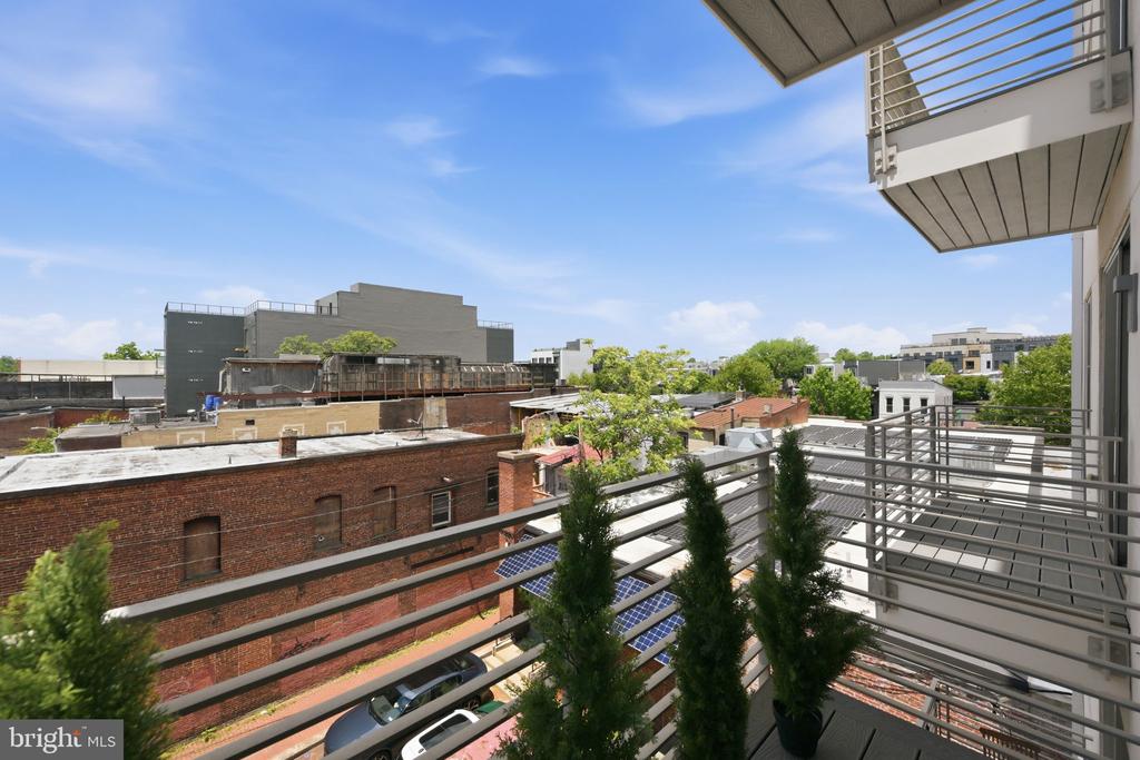 1350 MARYLAND AVENUE NE Unit: 315