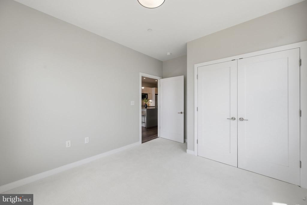 1350 MARYLAND AVENUE NE Unit: 315