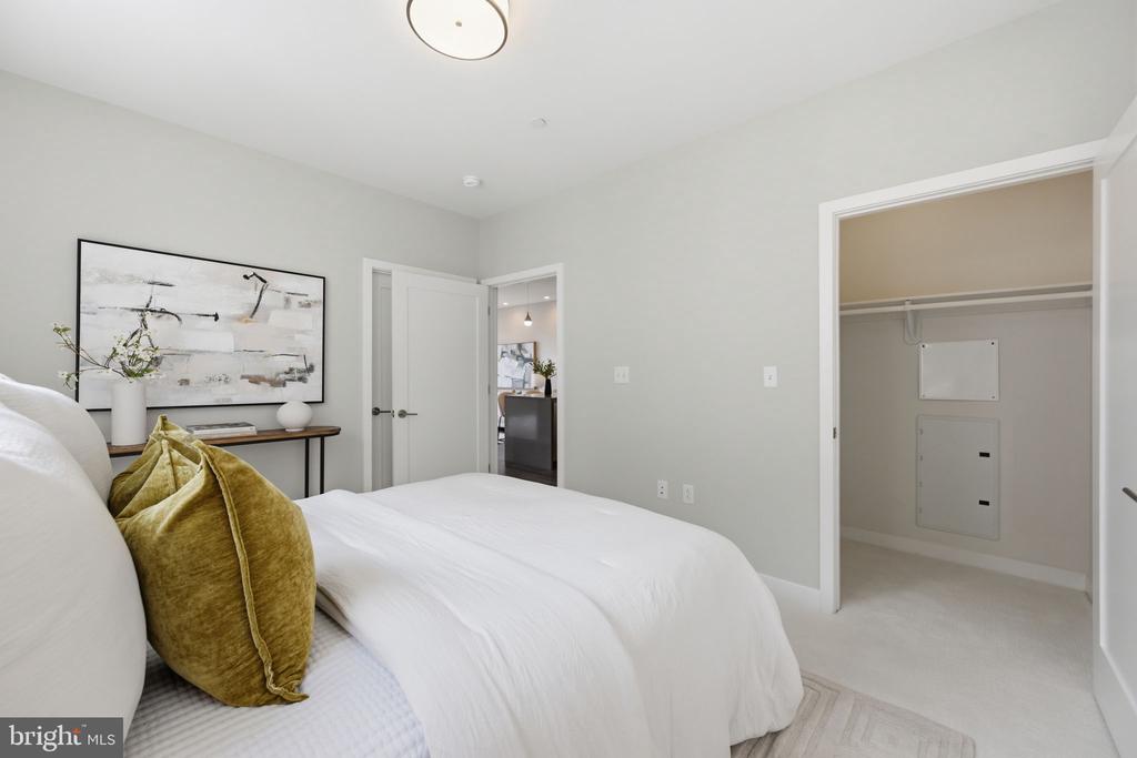 1350 MARYLAND AVENUE NE Unit: 315