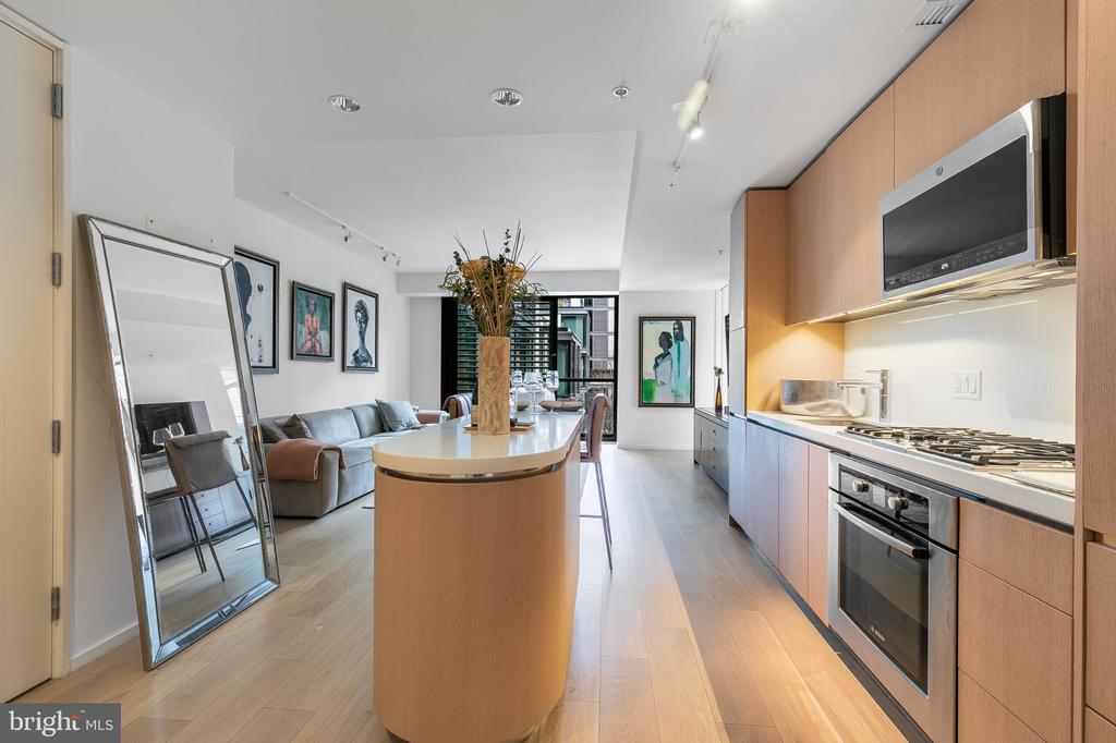 925 H STREET NW Unit: 507