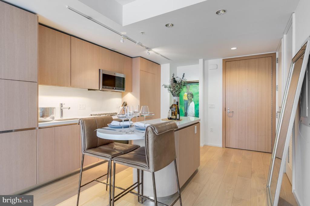 925 H STREET NW Unit: 507