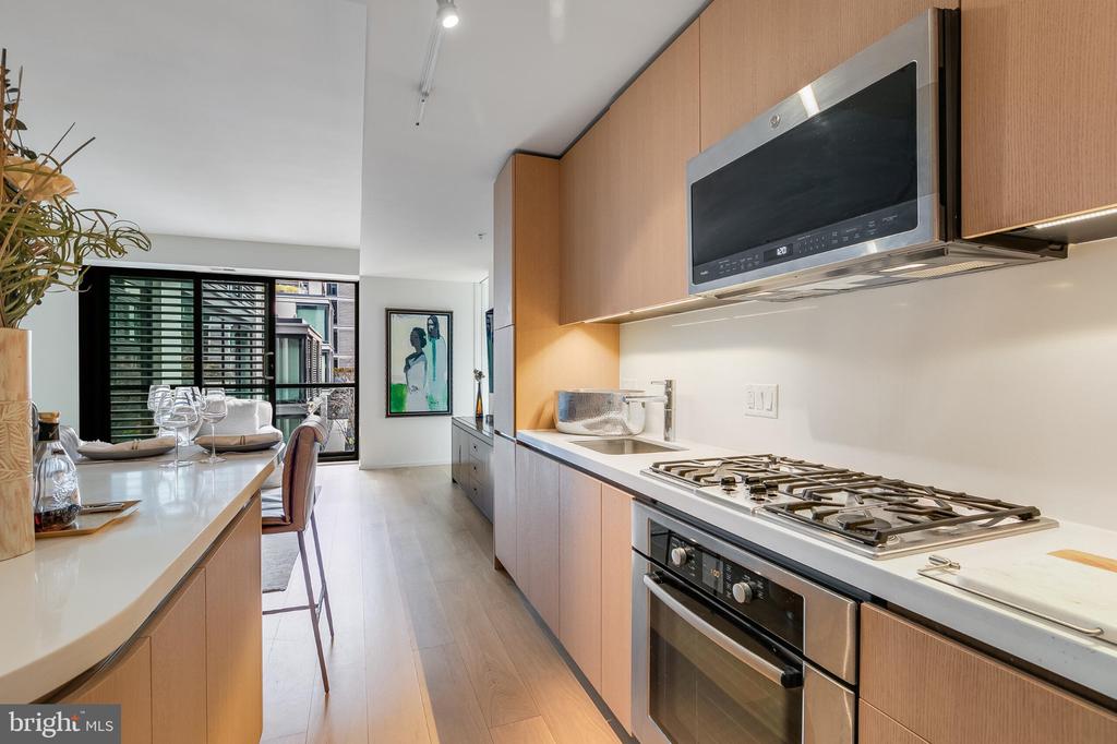 925 H STREET NW Unit: 507